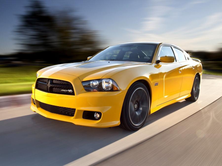  Dodge Charger SRT8 Super Bee 2012 года  (фото 32 из 39)